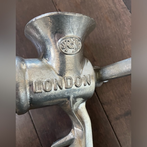 Spong Number 2 Meat Grinder Vintage - Picture 4 of 10